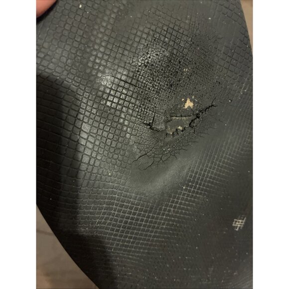 Prada Sport Men’s Authentic Solid Black Thong Flip Flops Sandals flip flops 8 - Picture 6 of 7